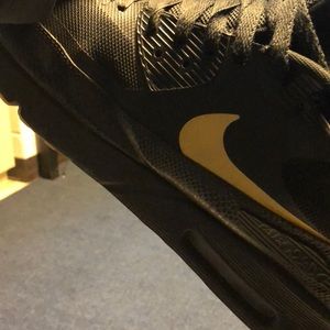 Meet your Posher, Montey